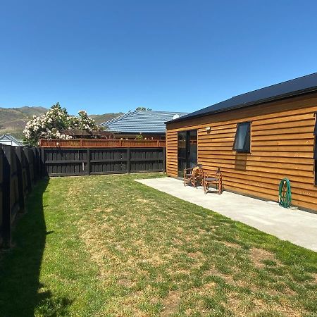 Central Retreat And Self Contained With Free Wifi Cromwell Kültér fotó
